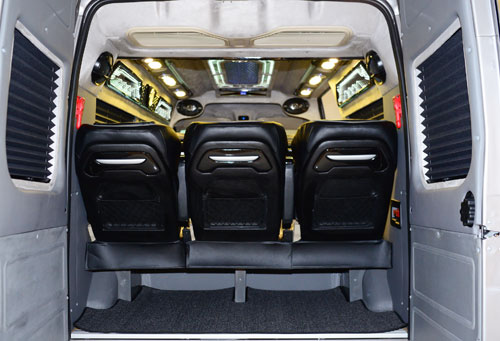 DCar X - limousine cao cấp phiên bản giới hạn tại Việt Nam